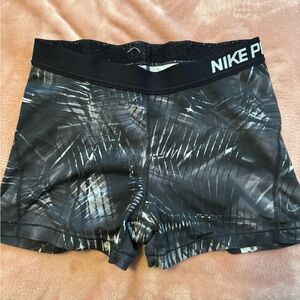 Nike Black and Gray Patterned Men's Shorts